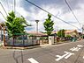 周辺：大曽根保育園まで565m、自然豊かな環境に恵まれ、地域の方にも温かく見守っていただき、子どもたちは、のびのび元気に育っています。