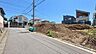 その他：《前面道路》　■「空」×「光」×「風」。開放感を具現化したような現地は、まさに「永住の地」としての選択肢です。