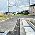 その他：東前面道路から外観を見るとこんな感じ。