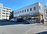 周辺：セブンイレブン松戸小山店まで814m、徒歩約11分急なお買い物にも対応できますね！
