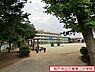 周辺：松戸市立六実第三小学校まで140m、徒歩約2分お子様の通学も安心ですね