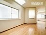 リビング/ダイニング：開放的なリビングには自然と家族みんなが集まってきます。