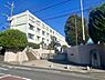 周辺：御所見小学校まで489m、＊学校教育目標＊『豊かに学び育つ御所見の子』　　～えがお　かがやき　ささえあい～