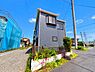 その他：角地に建つ住まいで開放感が感じられま♪。外観は落ち着いた色合いで調和の取れた印象です♪