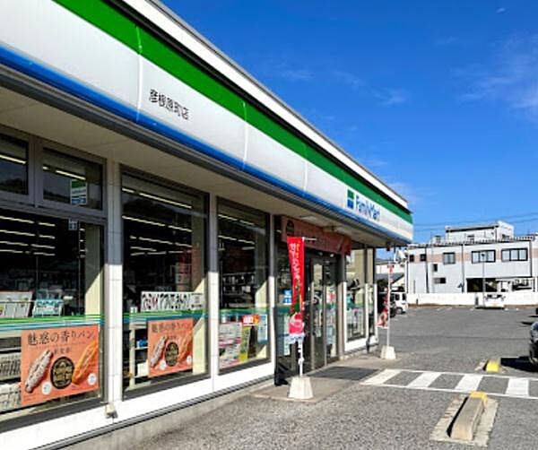 ファミリーマート彦根原町店まで784m