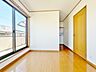 洋室：いつまでも輝き続けながらいつしか街の風景に溶け込んでいきます。