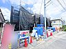 外観：カースペースには並列で2台駐車可能です。(令和8年8月撮影)