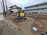 外観：前面道路含む現地