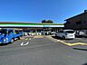 周辺：ファミリーマート蕨塚越三丁目店まで約220m