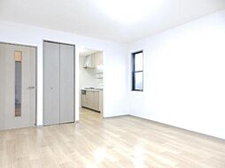 ヴィラ西福原　Ｃ棟 201 2階2LDKのリビング/ダイニング