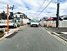 その他：閑静な住宅地につき交通量も少なく落ち着いた印象を持ちます