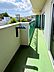 バルコニー：【Balcony】  気持ちのいい空が見渡せる広いバルコニー。