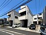 その他：使いやすさもデザインも重視した理想の暮らしをかなえるお家。美しい外観やくつろぎの室内空間にふさわしい「素材」「形」「色彩」を考え、上質感に満ちたお家です。
