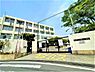 周辺：島本町立第一小学校まで511m