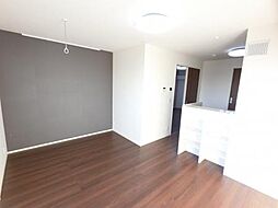 カトルセゾン 202 2階1LDKのリビング/ダイニング