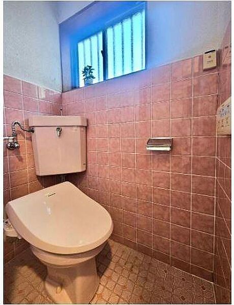 トイレを拡大表示