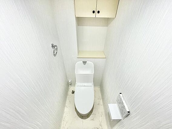 白を基調とした...