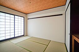 [内装] 和室は日本人の心ですお子様が遊ぶのにも床が柔らかく安心♪