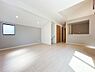 リビング/ダイニング：【同社施工例】現在建築中の物件ですが、現地にて場所の雰囲気や周辺環境をご確認いただけるほか、同社施工の建築済みの物件もご覧いただけます。完成前もぜひお気軽にお問合せください♪