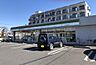 周辺：ファミリーマート羽村市役所通店まで452m