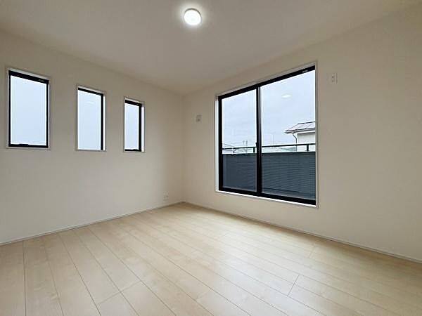 洋室を拡大表示