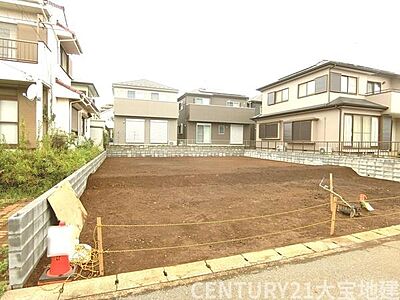 外観:敷地面積約35.6坪です 外観:敷地面積約35.6坪です