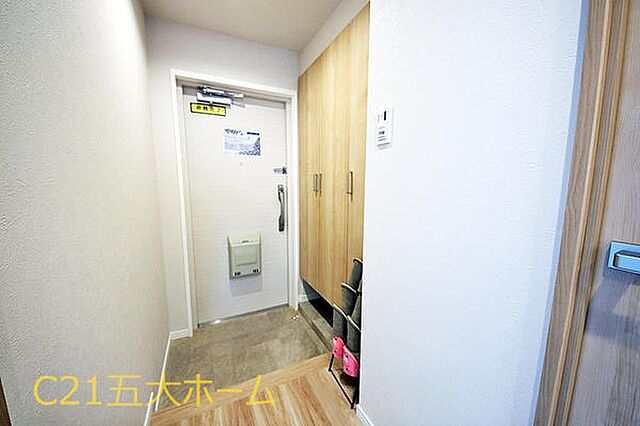 玄関 シティパル八柱 3階/-