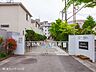 周辺：草加市立両新田中学校 800m