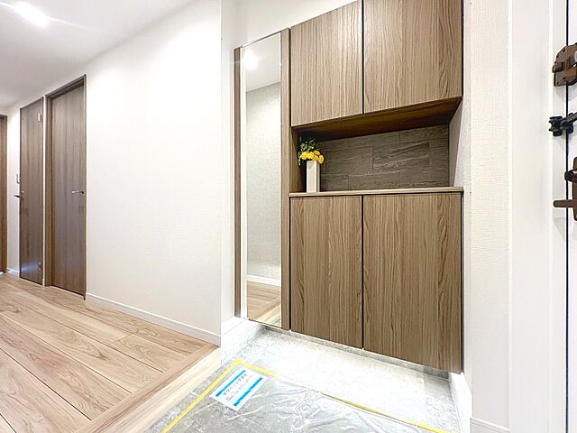 玄関 川口西青木ローヤルコーポ 6階/-
