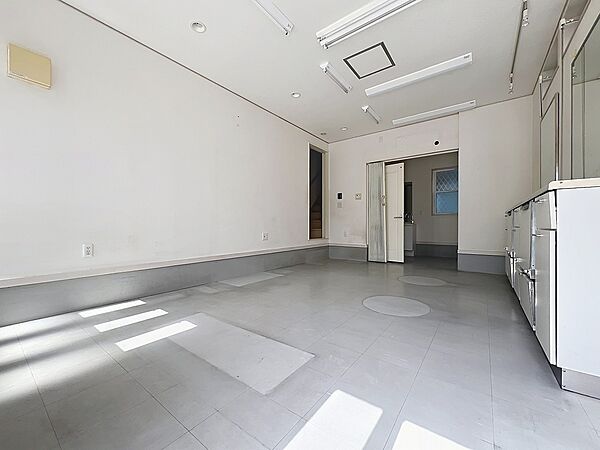室内