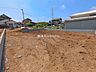 外観：前面道路含む現地