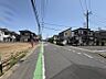 外観：前面道路含む現地