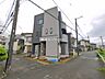 外観：前面道路含む現地