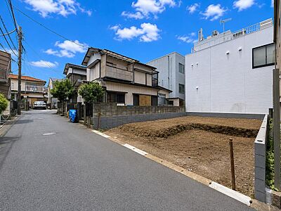 外観:駅徒歩2分の立地。毎日の通勤・通学も快適で、利便性と資産性を兼ね備えた中央区本町東の売地。理想の住まいを自由設計で実現できる魅力あふれる土地です。 外観:駅徒歩2分の立地。毎日の通勤・通学も快適で、利便性と資産性を兼ね備えた中央区本町東の売地。理想の住まいを自由設計で実現できる魅力あふれる土地です。