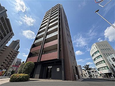 外観:川口駅徒歩7分&川口元郷駅徒歩14分。「京浜東北線」&「南北線」乗り入れて都心へのアクセス良好。商業施設充実。都市の利便性を享受する「川口」に住まう。 外観:川口駅徒歩7分&川口元郷駅徒歩14分。「京浜東北線」&「南北線」乗り入れて都心へのアクセス良好。商業施設充実。都市の利便性を享受する「川口」に住まう。