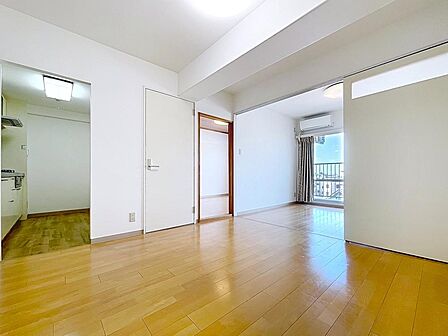 すべての暮らしがワンフロアで完結。家族との距離が自然と近づく、快適な住まいです。