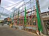 外観：前面道路含む現地