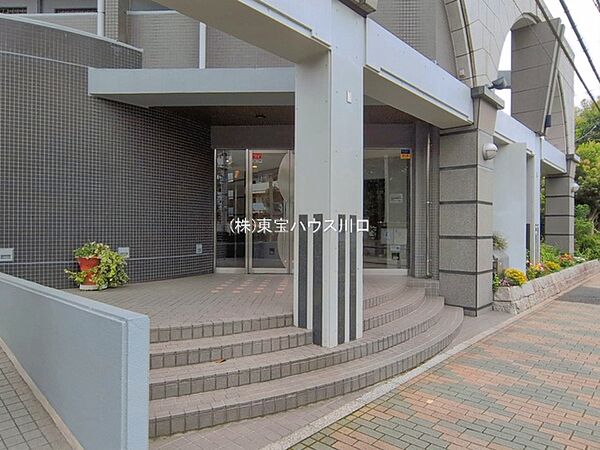 エントランスを拡大表示