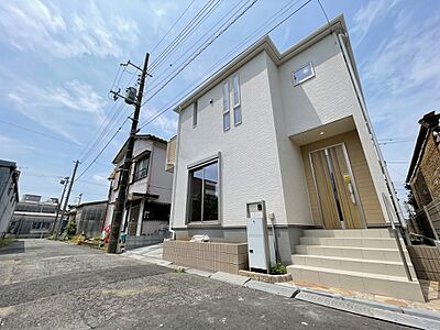 外観:「準急停車駅」せんげん台からバス便有り。性能評価書において6項目の等級取得。BELS(建築物省エネルギー性能表示制度)。地盤サポートシステム20年保証&最長35年住宅保証システム。 外観:「準急停車駅」せんげん台からバス便有り。性能評価書において6項目の等級取得。BELS(建築物省エネルギー性能表示制度)。地盤サポートシステム20年保証&最長35年住宅保証システム。