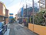 外観：前面道路含む現地