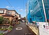 外観：前面道路含む現地