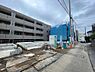 外観：2駅利用可。「浦和駅」徒歩22分、「中浦和駅」徒歩13分。