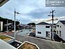 その他：落ち着きある住宅街です！周囲には高い建物がなく、空が広く開放感があり、陽当たりを大きく遮られることもありません！気持ちの良い風が通り抜ける街並みです！