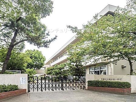 千葉市立真砂西小学校まで650m