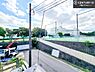 その他：落ち着きある住宅街です！周囲には高い建物がなく、空が広く開放感があり、陽当たりを大きく遮られることもありません！気持ちの良い風が通り抜ける街並みです！