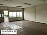 室内：※写真はAI加工済み（残置物除去）です。実際には家具・荷物等が残っております。