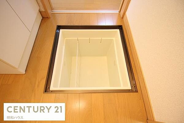 detached 埼玉県鶴ヶ島市大字五味ヶ谷74-7

地図を見る