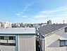 その他：現地バルコニーからの眺め。晴れた日には抜けある広い景色を眺め、大きく深呼吸してリラックス。また、陽が落ちたら、夜景を眺めながら1日の疲れを癒してください