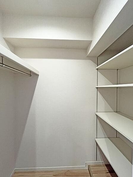 収納が大きく高さがあるのでたっぷり入ると思います。