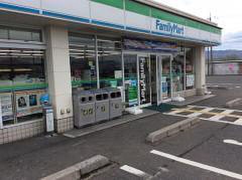 画像18:ファミリーマート鳥取行徳店まで621m